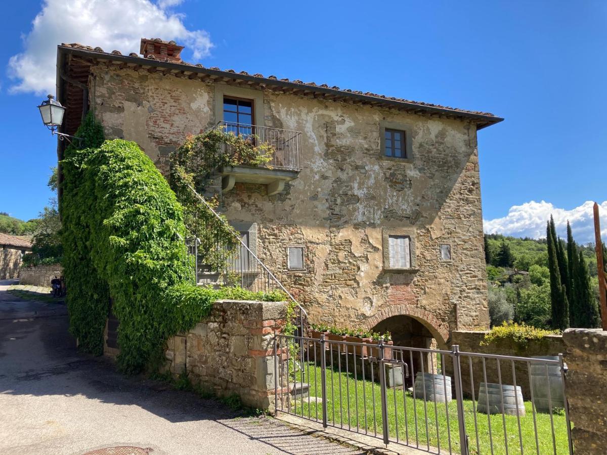 Gasthaus Castello Di Volpaia Radda in Chianti Exterior foto