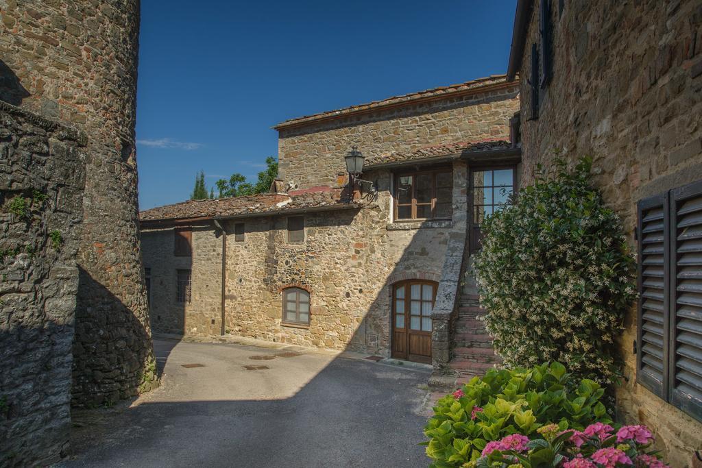 Gasthaus Castello Di Volpaia Radda in Chianti Exterior foto